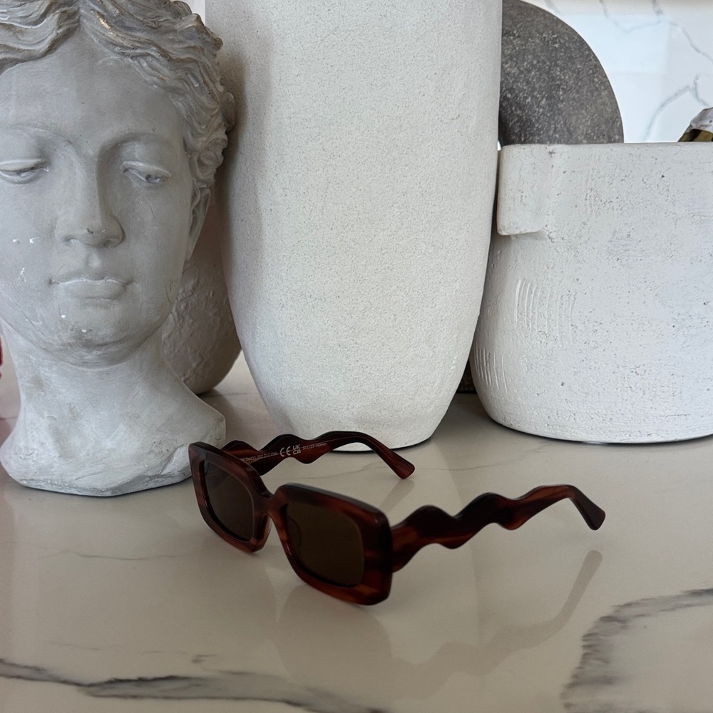 Wavy Brown Sunglasses